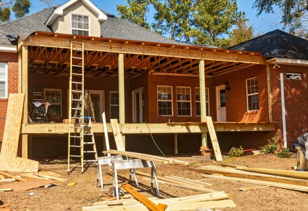 Porch Raising in Bay City